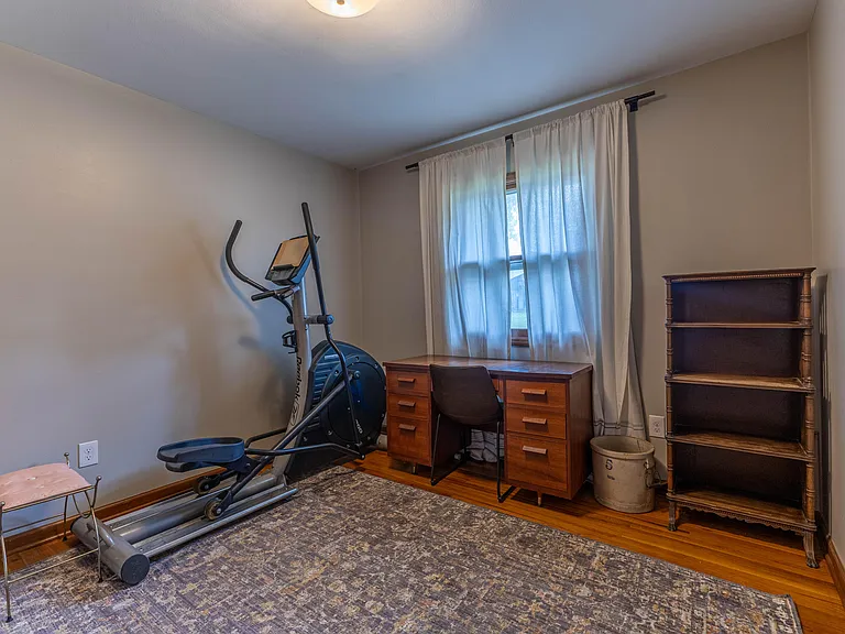 3312 Lynnwood Dr — Photo 23