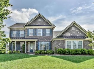 911 Oleander Ln, Waxhaw, NC 28173