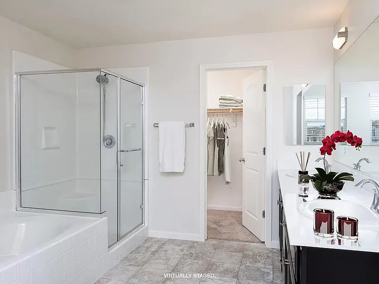 10890 Arrington Dr — Photo 17