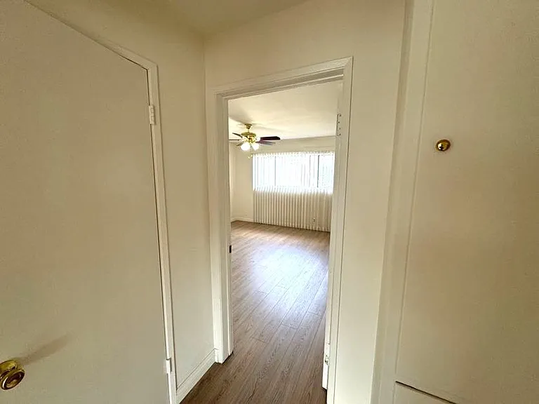 1394 Springfield St — Photo 8