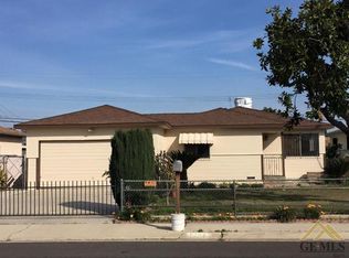 1724 Clinton St, Delano, CA 93215
