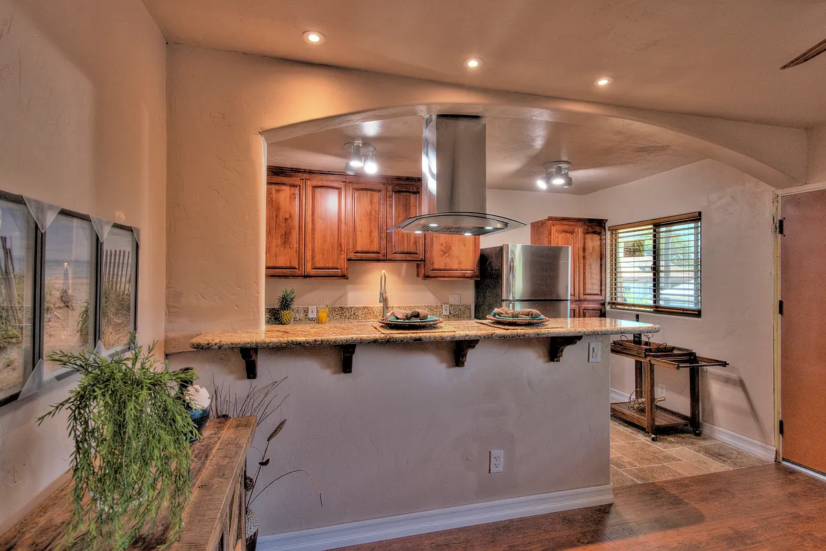 Building Photo - 3643 Brockton Ave #D
