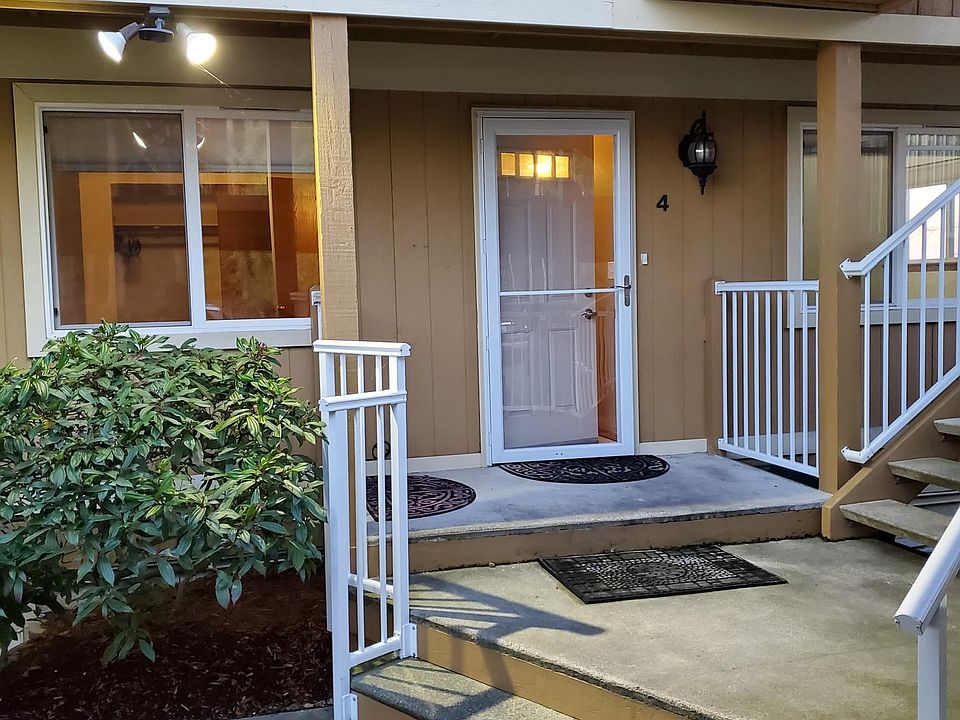 Entry level - 3 steps from covered parking.