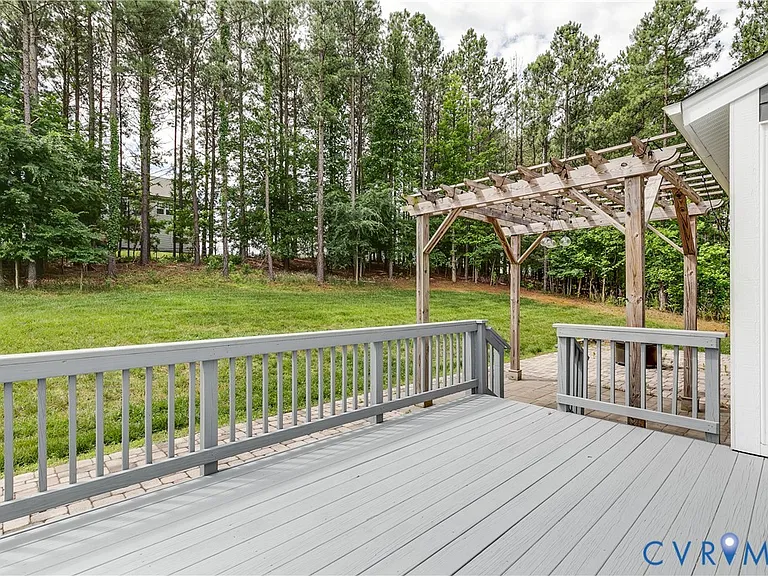 1701 Anchor Landing Dr — Photo 35