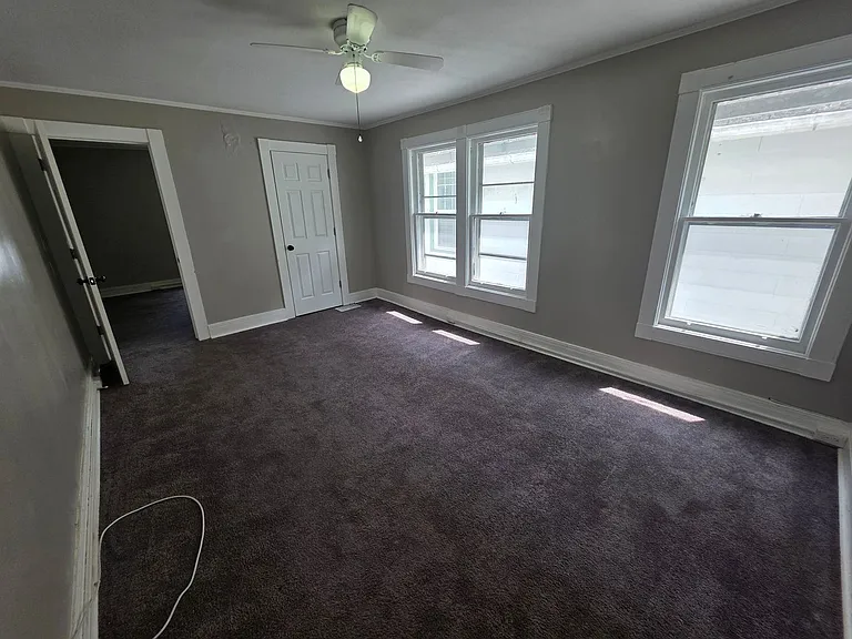 15 Carroll St — Photo 5
