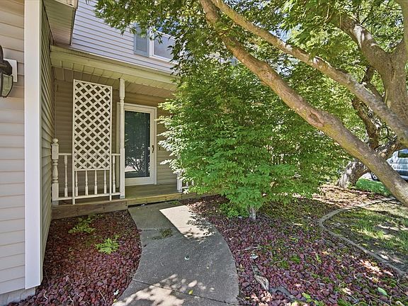 3rd image of 1301 Chadwick Dr