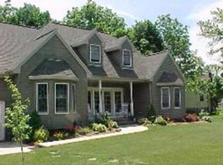 844 Main St, Woburn, MA 01801