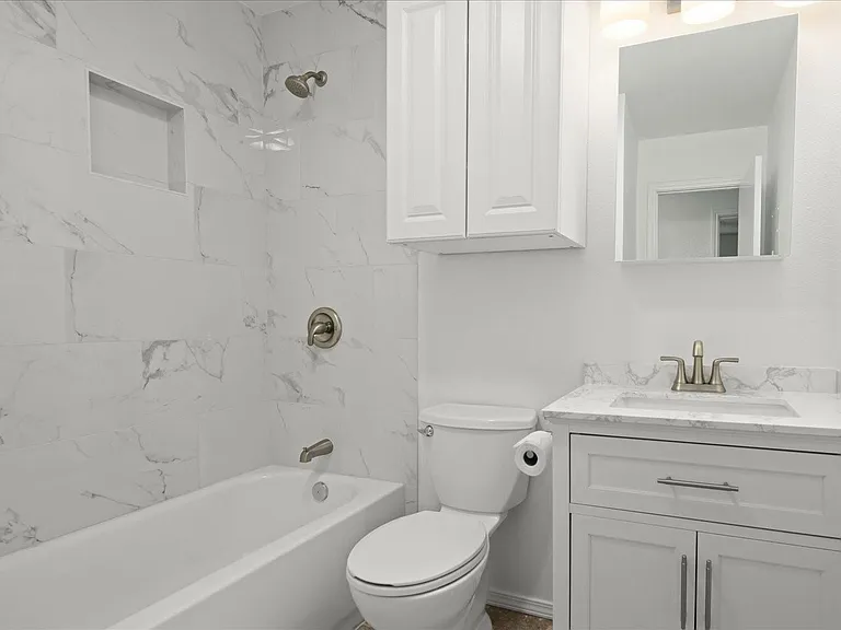 220 Sailmaster St #A — Photo 21