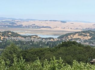 60 Half Moon Rd, Novato, CA 94947