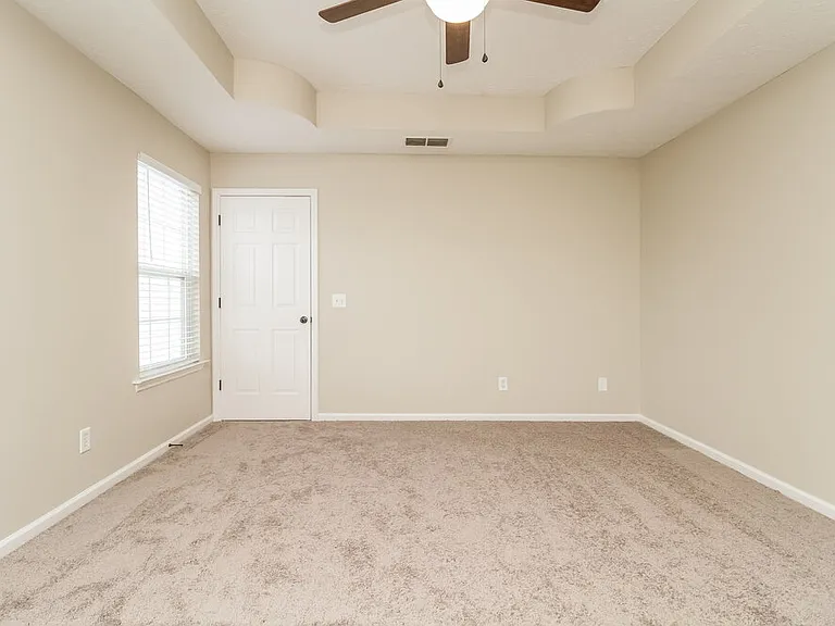 111 Springfield Dr — Photo 9
