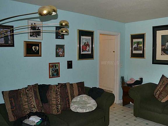 3rd image of 5204 Montague Pl