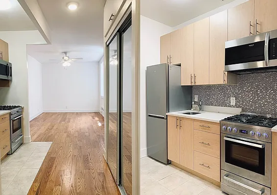 Rented by Quest Realty Sunnyside Corp | media 3