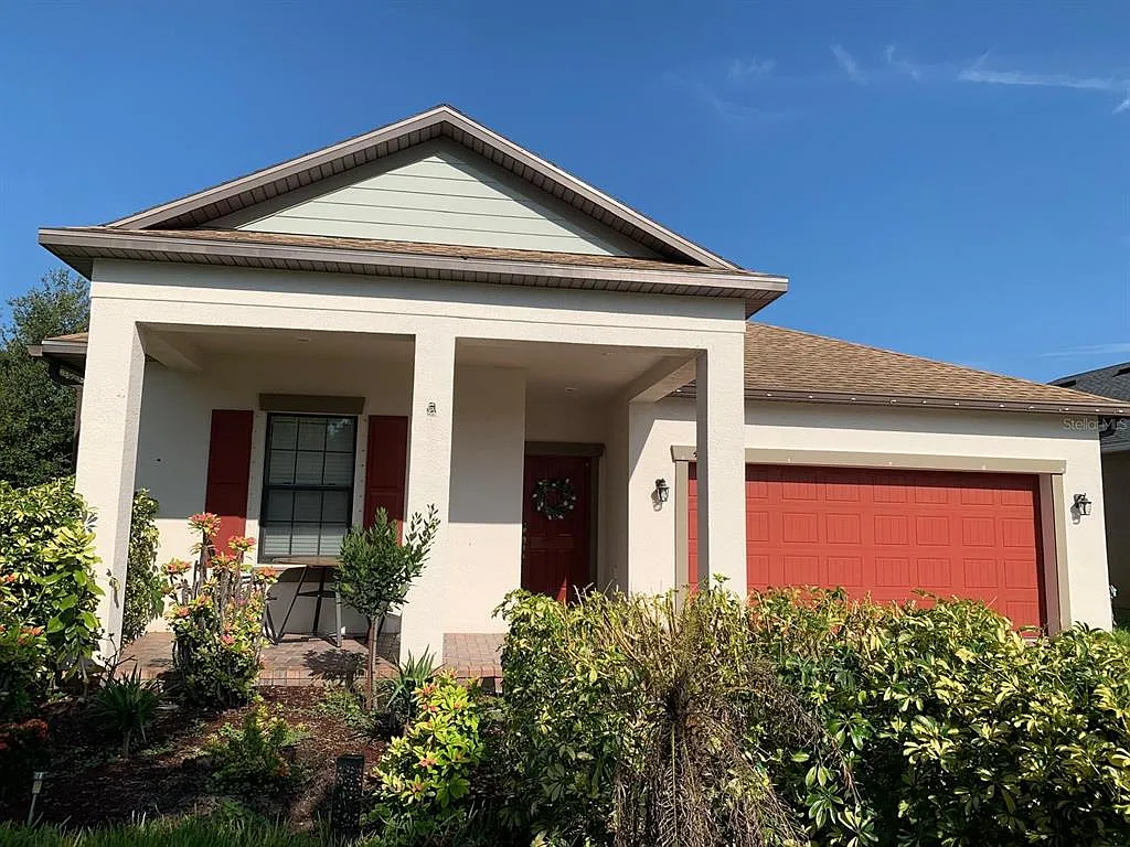 4 bed, 3.0 bath, 2061 sqft, $2,995 — Photo 3