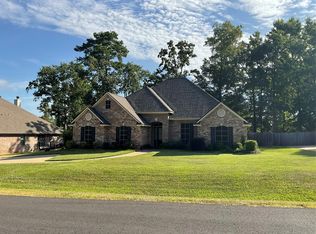 2005 Honeytree Trail Cir, Haughton, LA 71037