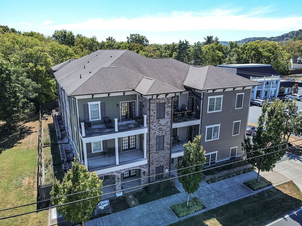 1st image of 1319 W Main St #207