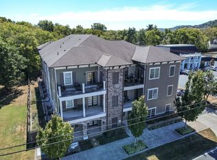1319 W Main St #207, Franklin, TN 37064