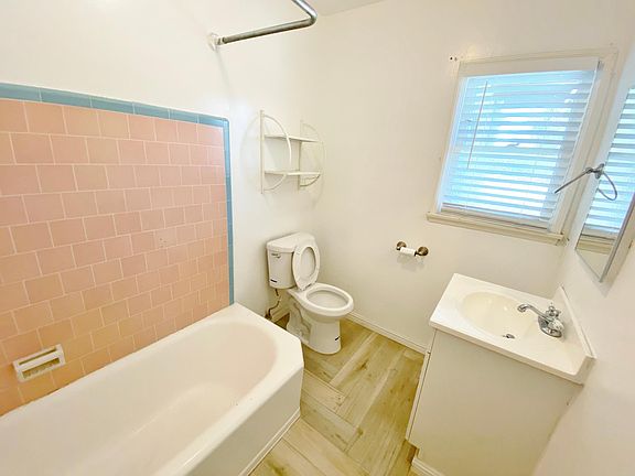 5th image of 337 Lime Ave APT 2