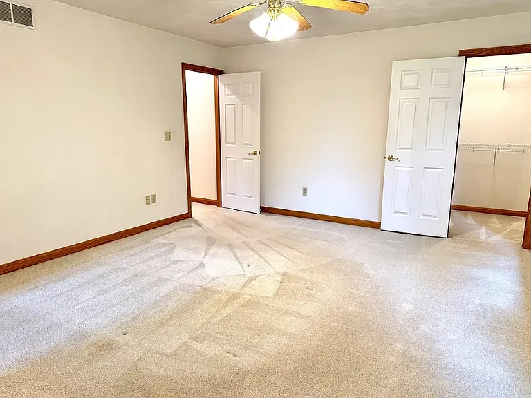 111 Blossom Dr #A — Photo 9