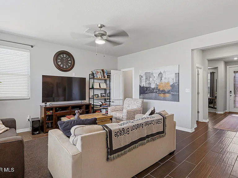 13852 Paseo De La Luna Ave — Photo 21