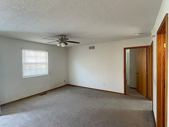 3rd image of 298 Captain Ames Dr