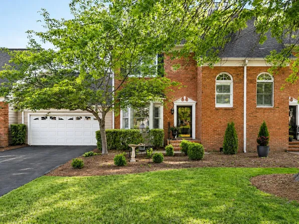 1414 Heritage Landing Dr, Chattanooga, TN 37405