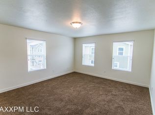 88 E 700 N, Vineyard, UT 84059