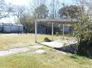 801 Locust St, Rayne, LA 70578