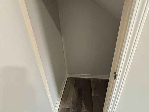 5th image of 1220 Louisville St APT 16