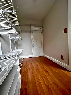 Rented by Level Group | media 34