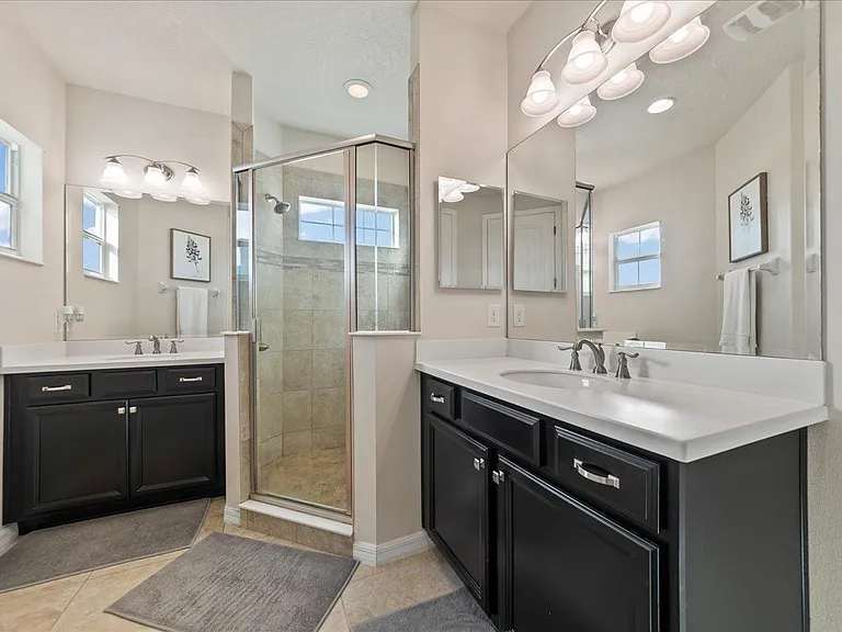 4938 Sprint Cir — Photo 13