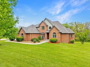 4551 E Ravens Ridge Dr, Columbia, MO 65201