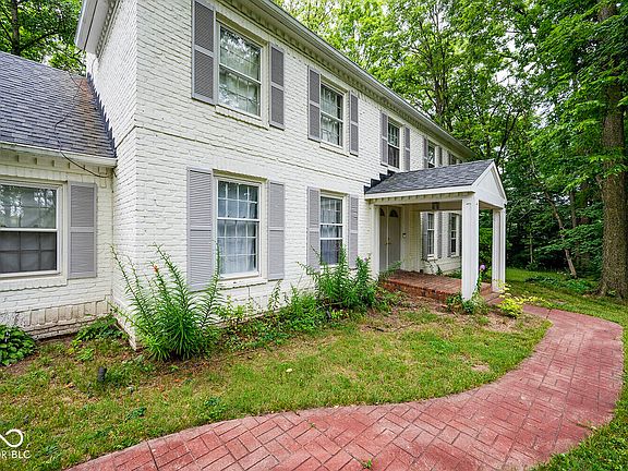 3rd image of 8404 Oaklandon Rd