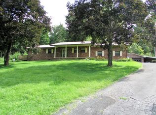 158 Fork Mtn, Roan Mountain, TN 37687