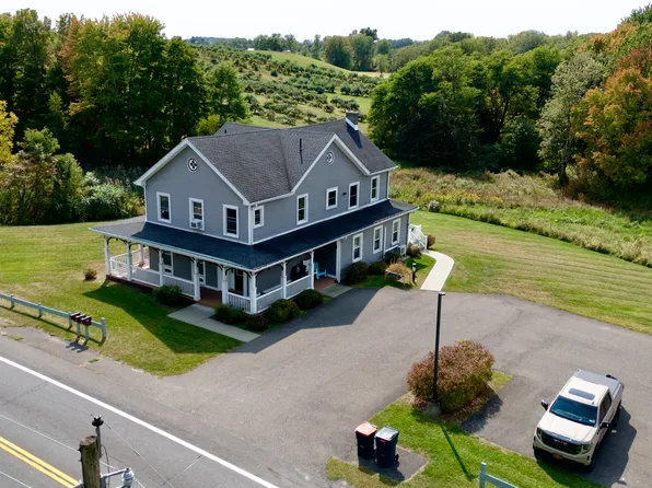 8209 Albany Post Rd #3, Red Hook, NY 12571