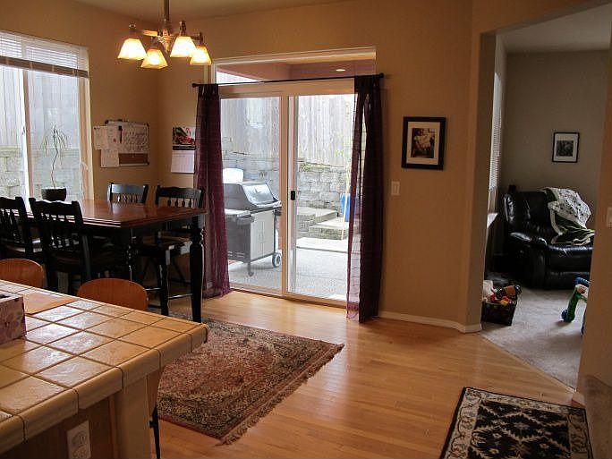 2nd image of 11954 NE 132nd Ln