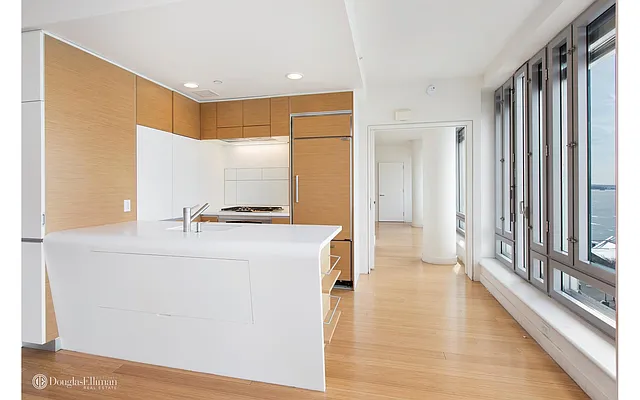 Rented by Douglas Elliman | media 27