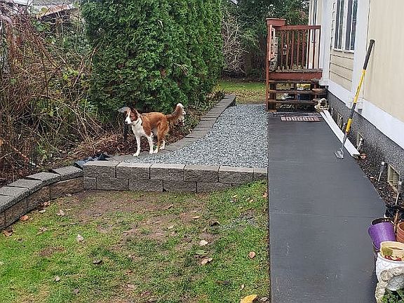 5th image of 7680 Pine Dr