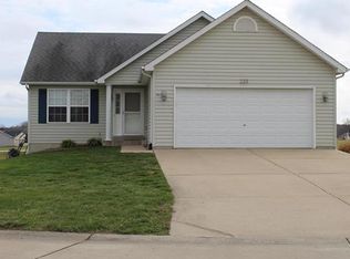 223 Red Leaf Way, Wright City, MO 63390