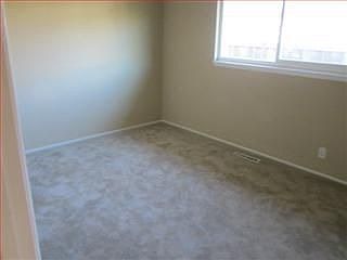 2nd image of 443 Cliff Dr