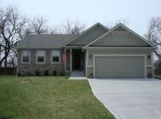 2001 E 25th Pl, Lawrence, KS 66046