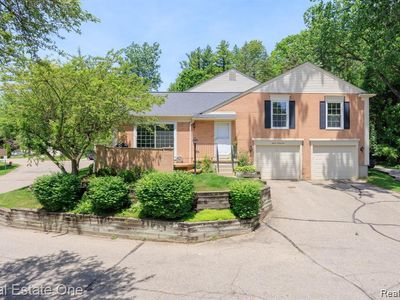 1534 Hidden Valley Ln, Rochester, MI, 48306