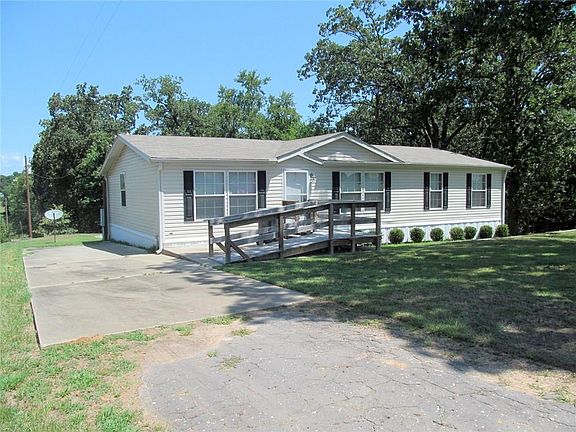 3rd image of 105 County Road 4854
