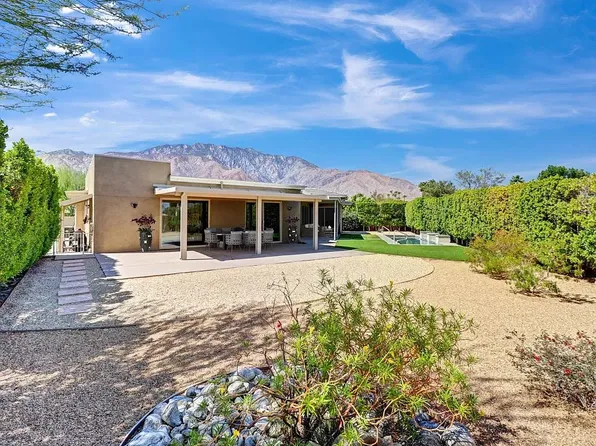 1702 Sienna Ct, Palm Springs, CA 92262