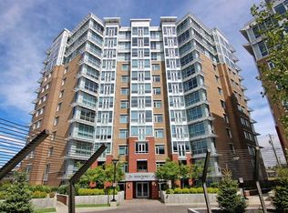 16 SE Varsity Estates Cir NW #609, Calgary, AB T3A2C5