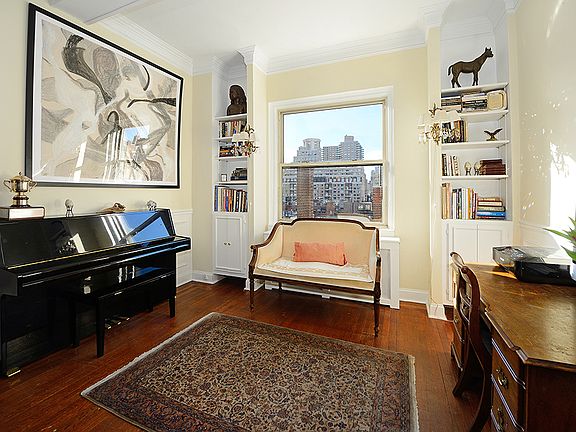 4th image of 1349 Lexington Ave APT 10G