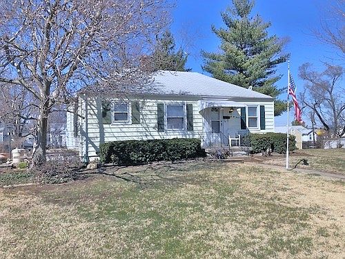 2nd image of 4513 Holman Ln