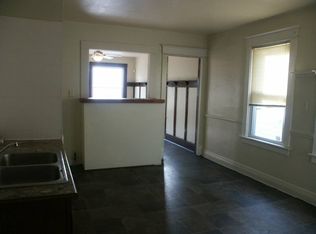 3163A N Richards St, Milwaukee, WI 53212