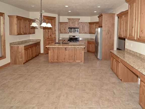 Dining Room/Kitchen