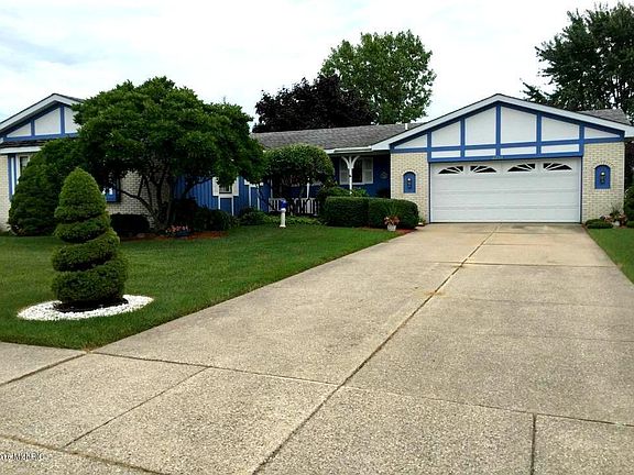 4th image of 2254 Fawnwood Dr SE