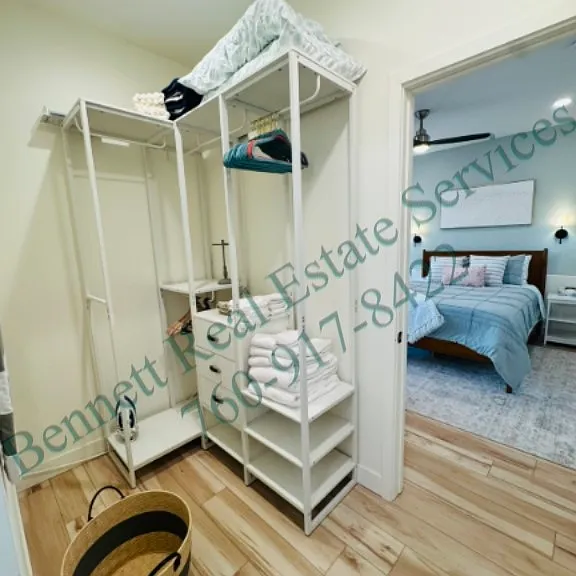 1621 Arrow Wood Ln #1/2 — Photo 17